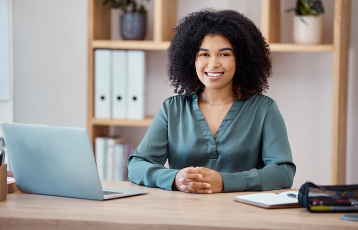 A legal secretary in an office after legal assistant training