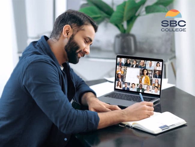 An online learning student in virtual class.